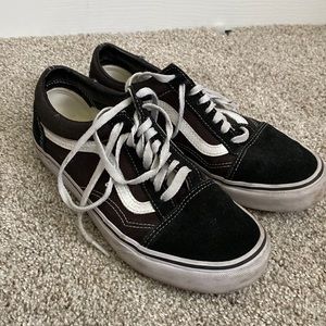 Black Women’s Classic Vans Size 8